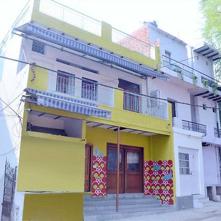 Bed and Breakfast Jaypore House Нью-Дели Экстерьер фото