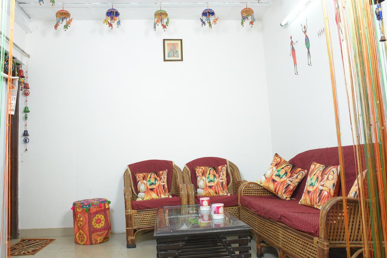 Bed and Breakfast Jaypore House Нью-Дели Экстерьер фото